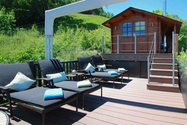 Die Gipfelsauna mit Liegen