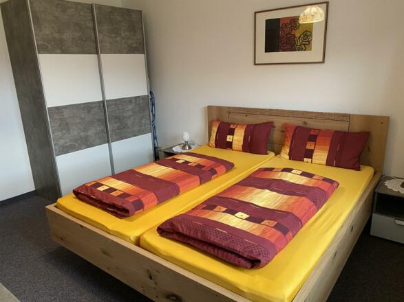 Schlafzimmer1