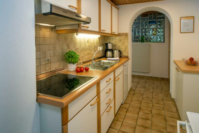 K-69131_FeWo2-Kueche_8439__Tanner-Werbung