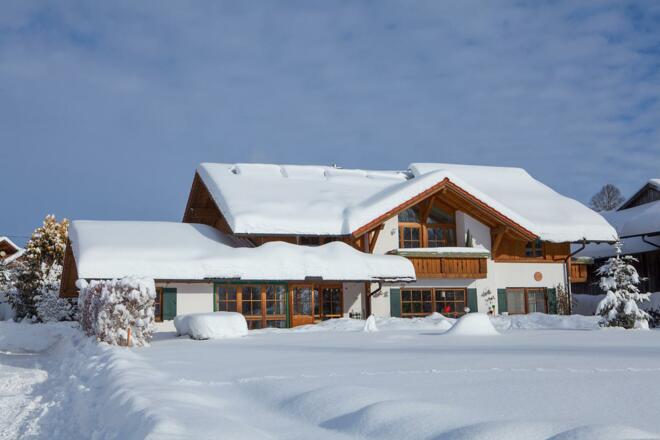 Haf_Vermietung_Rieden_Aussenansicht_Winter_190111_