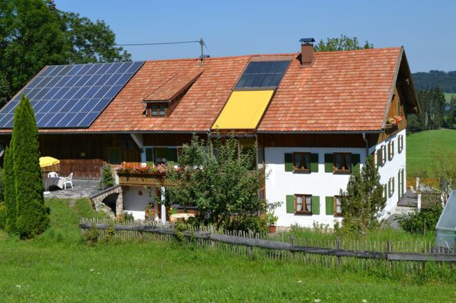 Ferienwohnung mit Balkon und Terrasse