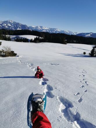 Schneeschuhwandern am Hof