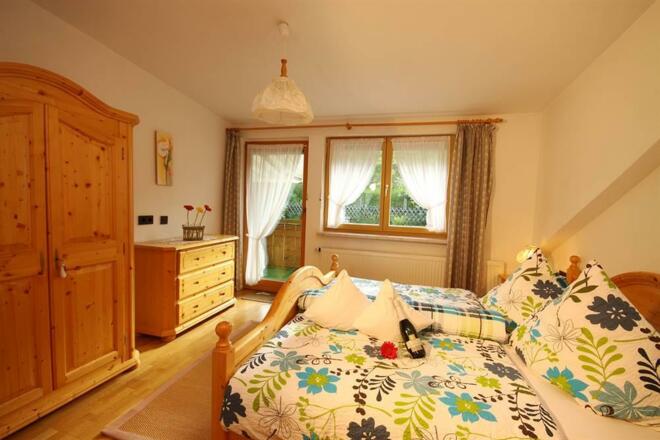 Schlafzimmer 3