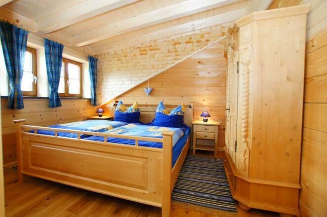 Elternschlafzimmer der großen Ferienwohnung