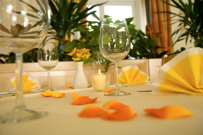 Gedeckter Tisch