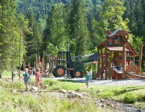 Erlebnisspielplatz Schmelz Inzell - Gebirgsbach