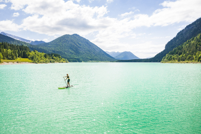 Blick über den Sylvensteinsee