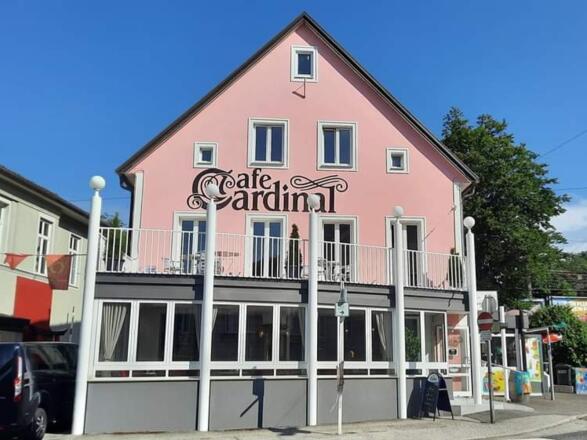 Café Cardinal