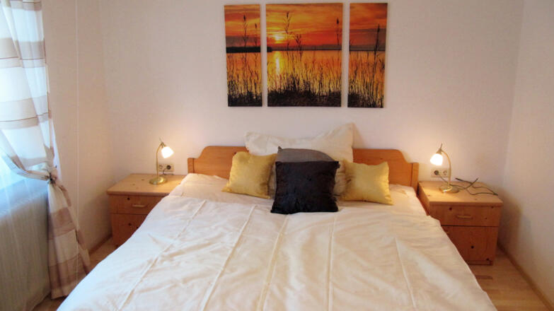 Schlafzimmer Wohnung am See Steinbach am Attersee