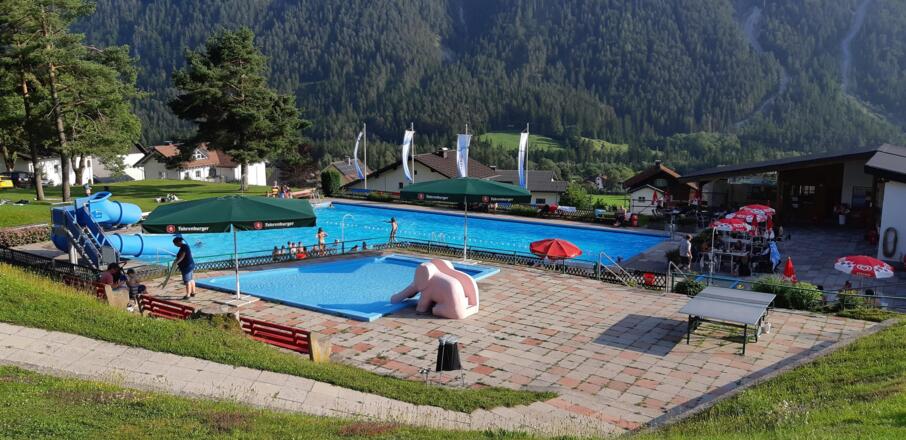 Freibad Braz mit Kiosk