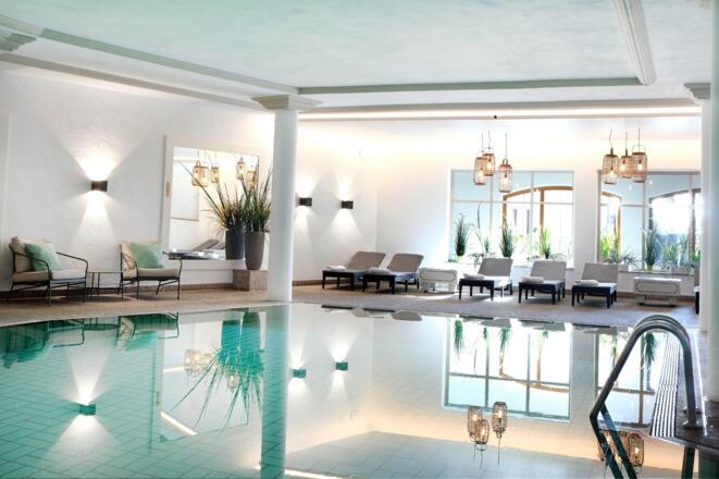 Innenpool im Bayerischen Hof