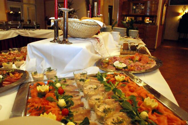 geniesen am Buffet