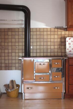 Holzofen zu kochen und heizen