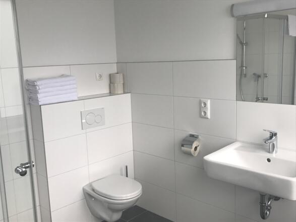 MontageHotel Bed&Steel Badezimmer