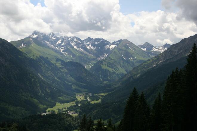 Ausblick zum Allgäuer Hauptkamm