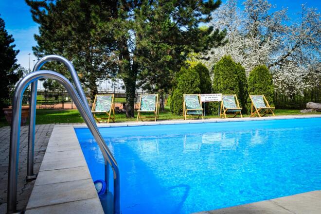 Pool neu