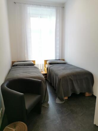 Schlafzimmer neu 1