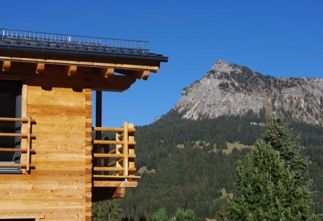 Blick auf den Eingangsbereich (Südostseite)