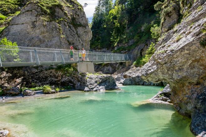 Wanderung durch die Stuibenfälle