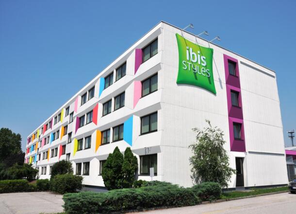 Fassade ibis Styles Linz2