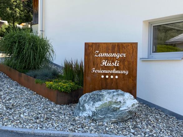 C9A5973A-0DB6-45D1-94B2-A62651DFFFE7