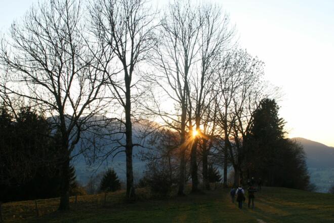 Abstieg bei Sonnenuntergang
