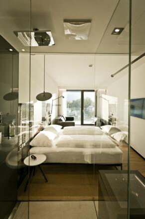 Sunset Wing_Design Room06
