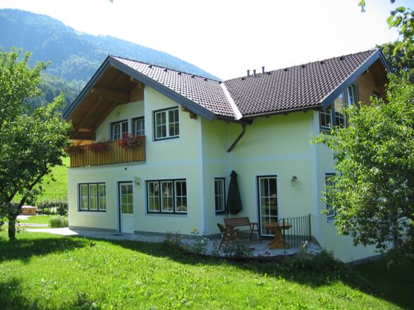 Nebenhaus mit 3 Ferienwohnunen
