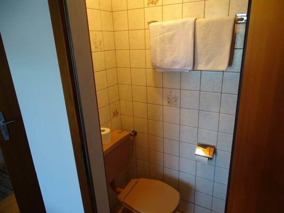 seperate Toilette