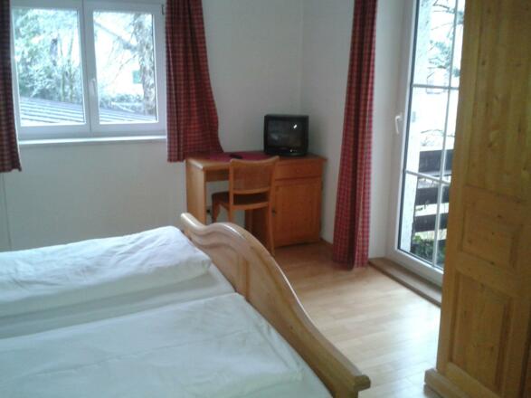 Pension Viktoria im Winter in Grünau im Almtal