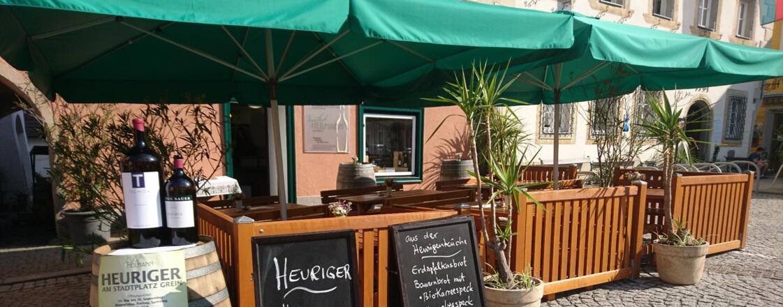 Heuriger außen2