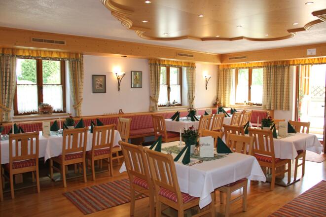 Kinderparadies in der Wellness-Alm