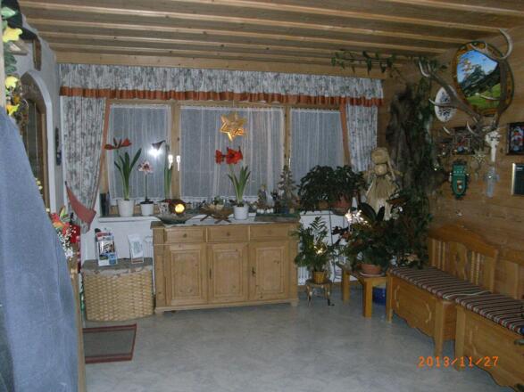Vorderansicht von der Pension Haus am Wald