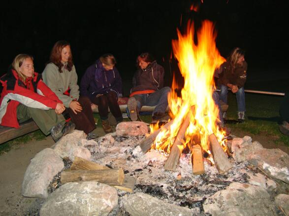 Ein Abend am Lagerfeuer