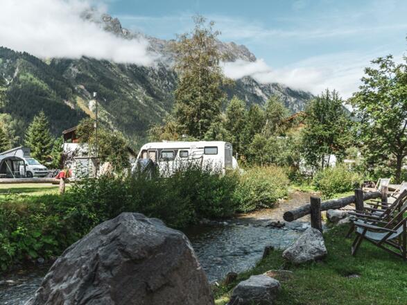Bächlein zum Spielen Natur Camping Kuprian Ötztal