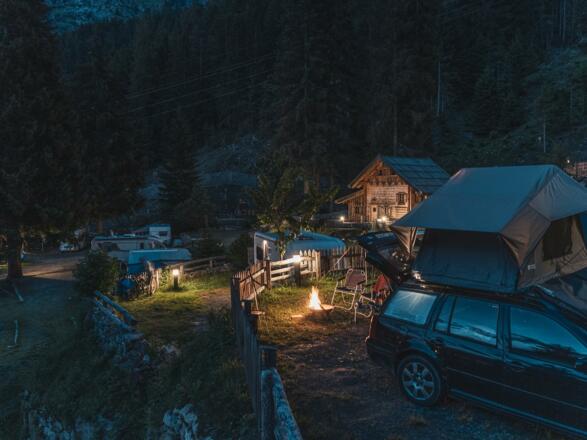 Nachtstimmung am Natur Camping Kuprian Ötztal