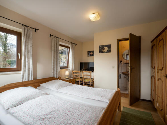 Doppelzimmer mit Dusche/WC