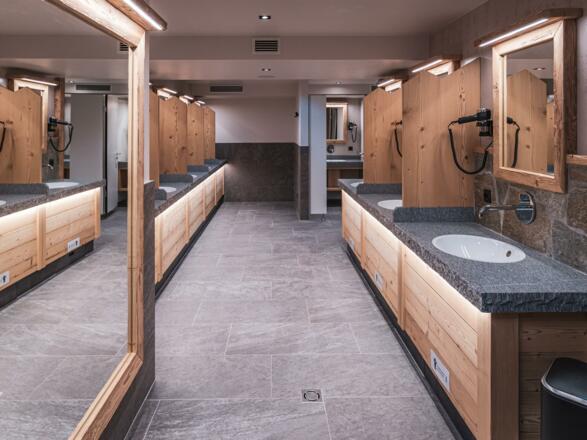 Sanitäranlagen Natur Camping Kuprian Ötztal