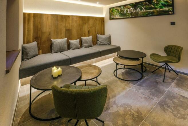 CoucheckeRuheraumVierStudios-Restaurant