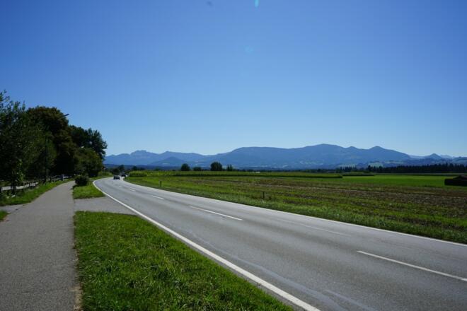Alpenpanorama in Haidholzen hinter Rosenheim
