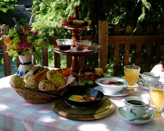 Frühstück im Romantikhotel Almtalhof