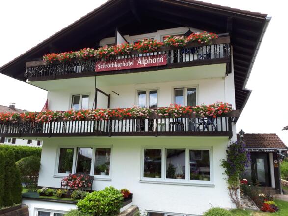 Hotel im Sommer