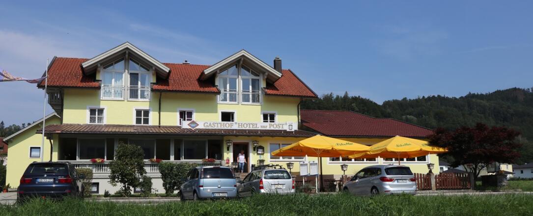 Gasthof Hotel zur Post Erlau im Winter