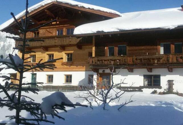 FeWo 65m² Dopelbettzimmer Gimpelblick, mit Zugang auf den Ostbalkon