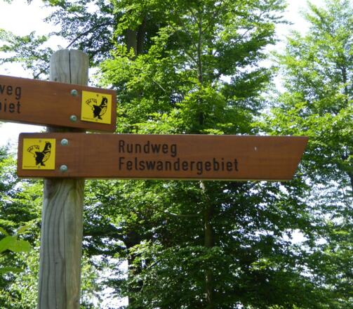 Wegmarkierung &quot;Haselhuhn&quot;