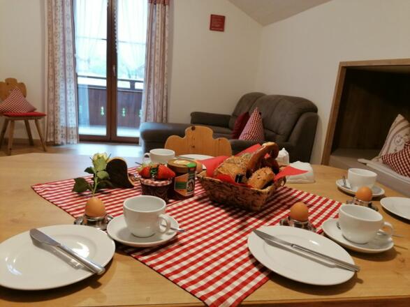 Wohnzimmer Mittagblick