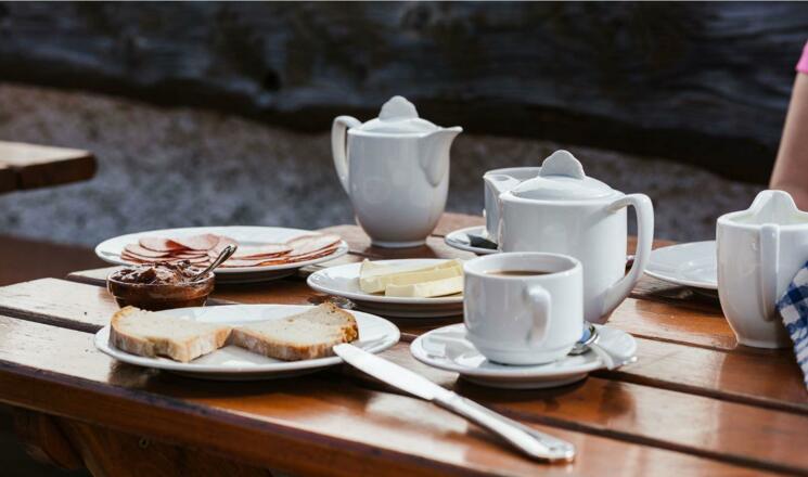 Frühstücken im Grünen