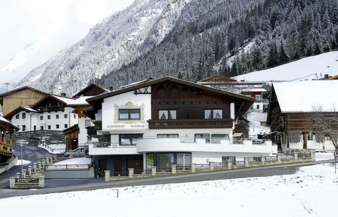 Hausansicht Winter