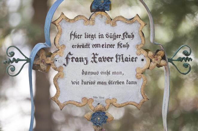 Grabkreuz - Museumsfriedhof