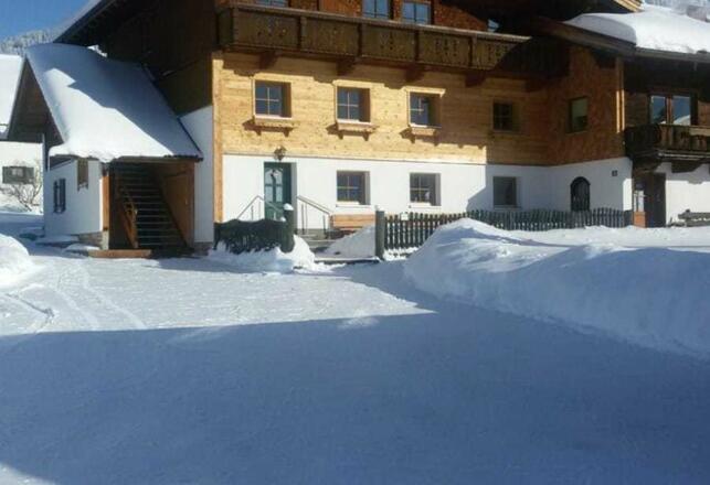 FeWo 65m²  Gimpelblick-Wohnstube mit Liegesofa